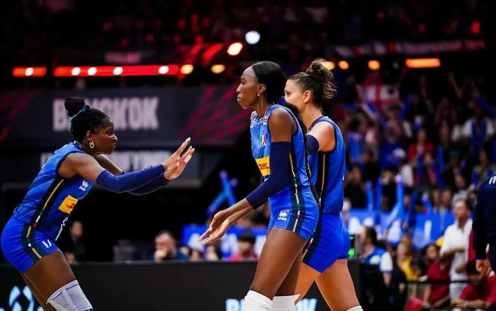 世锦赛四强数据：巴西进攻效率高，意大利防守好！瓦尔加斯进攻强