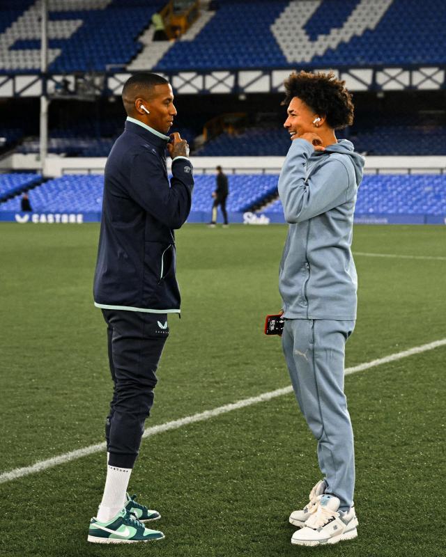 九游体育官网-阻止扬教授父子同台，弗格森之子振振有词：我想赢！