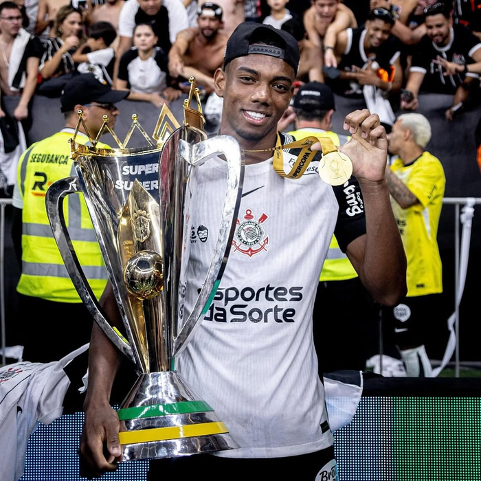 jiuyou-米兰签署安德烈交易文件，或就科林蒂安违约诉诸国际足联|AC米兰|安德烈-安德烈|米兰-科林|ac米兰|巴甲_新浪体育_新浪新闻