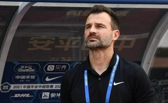 九游体育官方网站-莱科烦恼第二回合如何部署防线 贺惯伤重几定缺阵