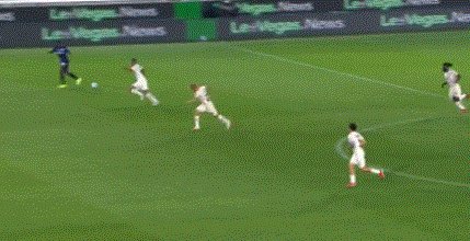 九游体育官网-皮奥利：搞不懂裁判 加斯佩里尼：AC米兰状态正佳