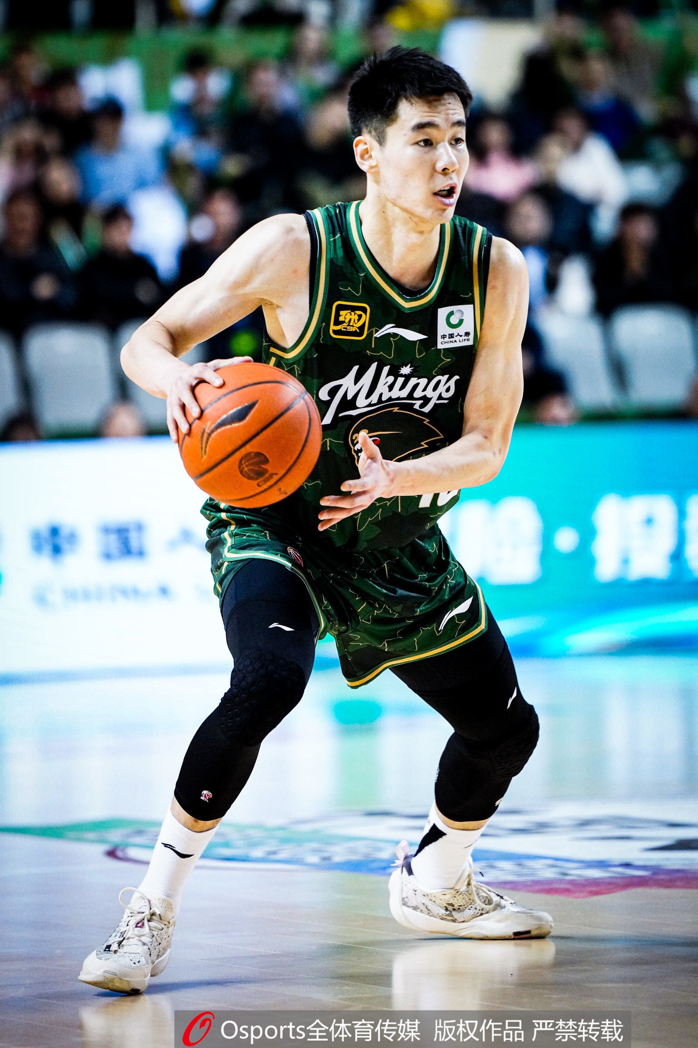 jiuyou-不让打了吗?开局1分钟郭昊文&赵柏清冲突 双双被换下再未上场