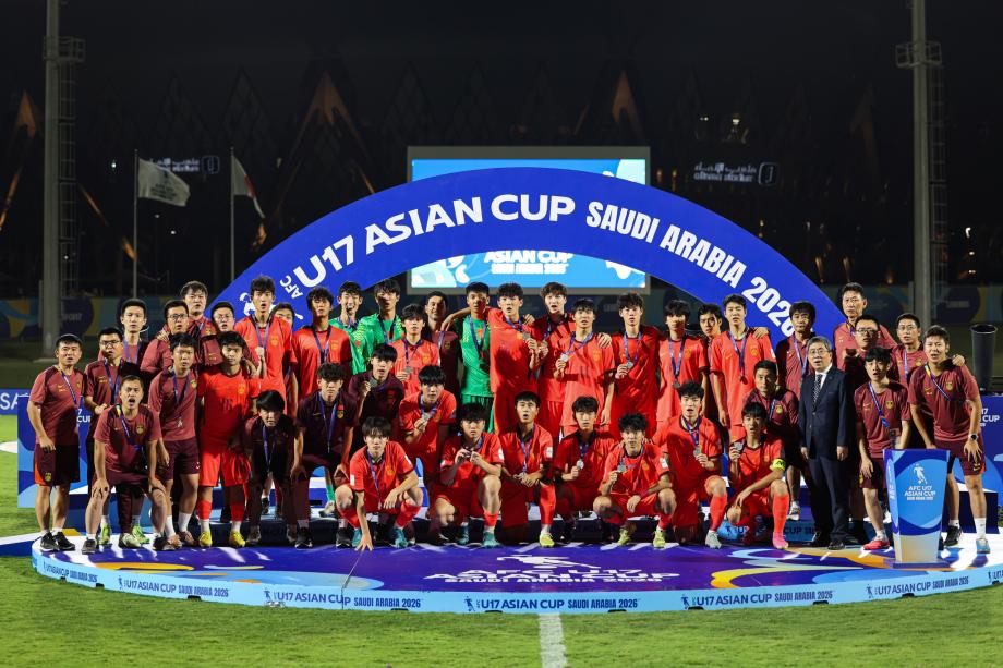 九游官网-U17国足连追两球2-3憾负 获得U17亚洲杯亚军