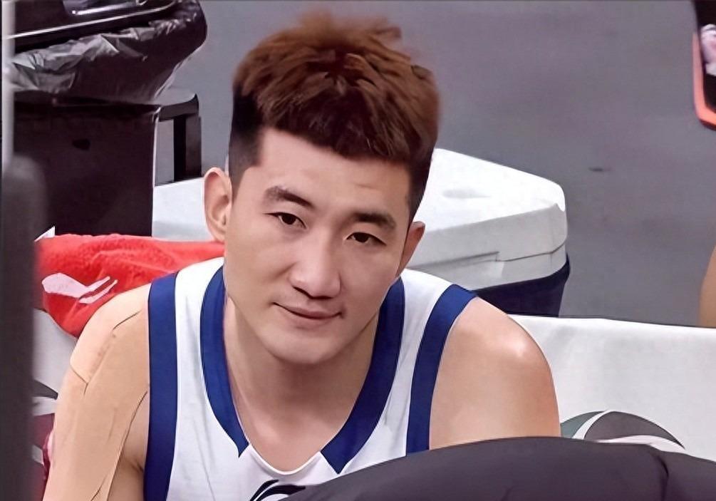 九游体育-上海男篮110-77广厦后，不得不承认3个事实，王博没了叫板的底气